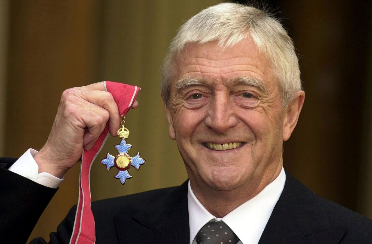 Renowned British talk show host Michael Parkinson dies at age 88