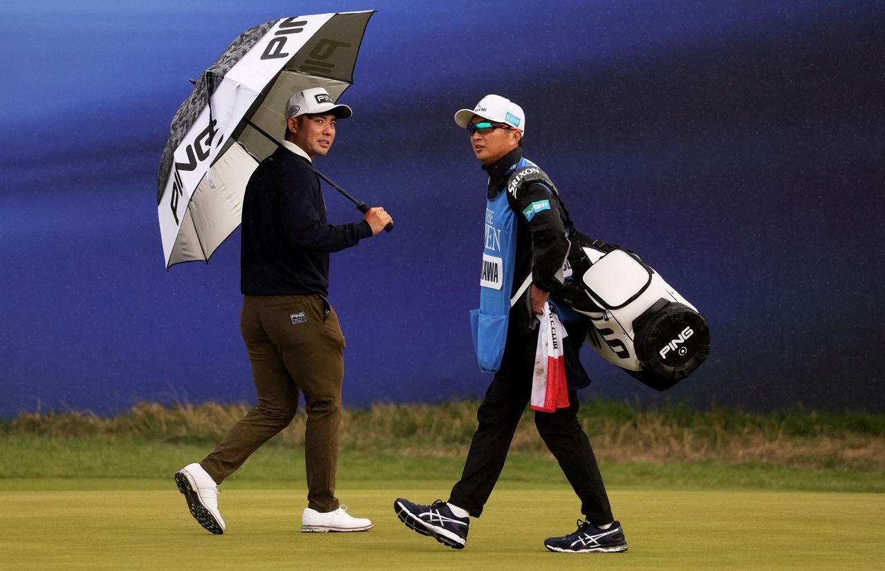 Cameron Smith returns claret jug ahead of the British Open and reflects