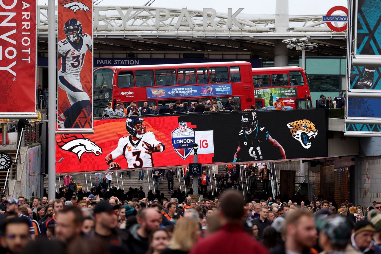 Agnew inactive for Jaguars against Broncos at Wembley