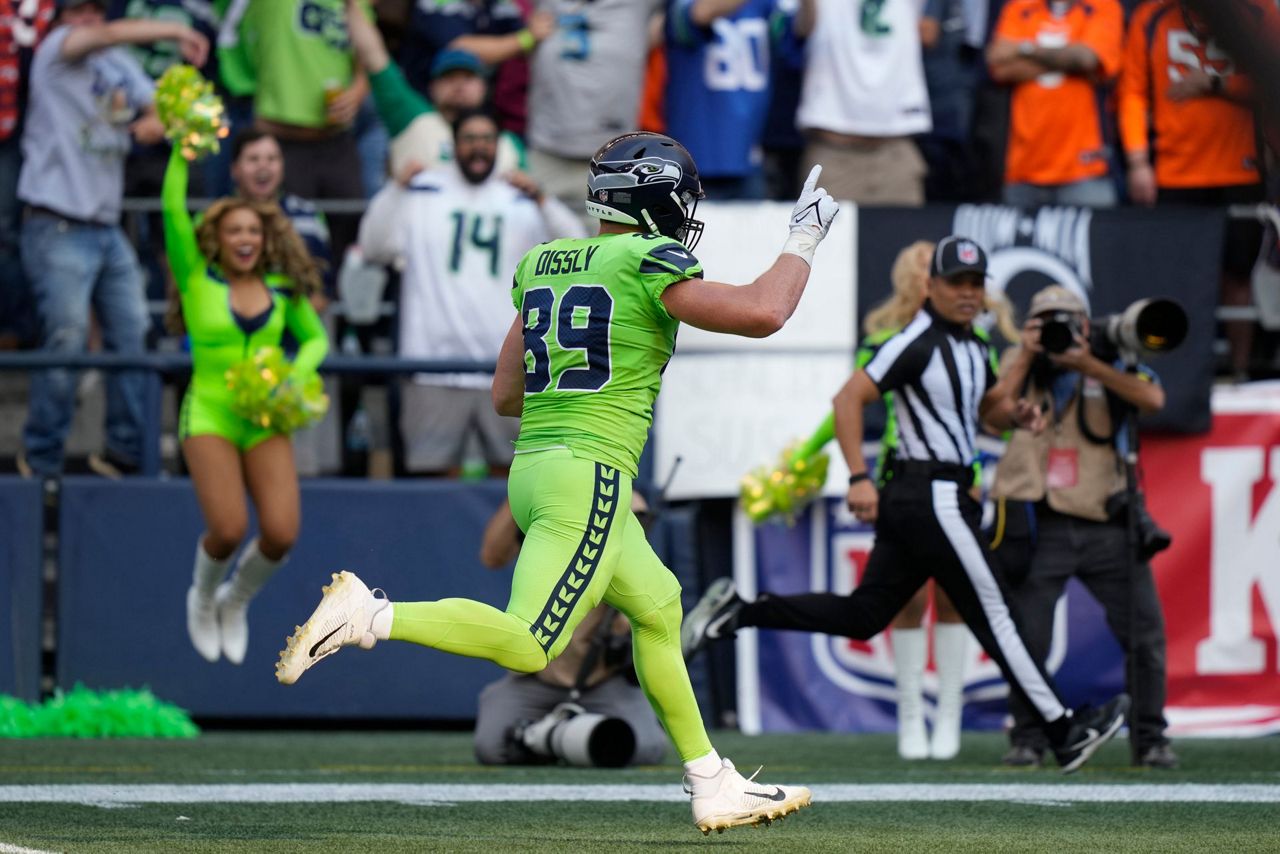 Seattle Seahawks Russell Wilson Qb CAPITAINE 4 Salut À Service C-Patch
