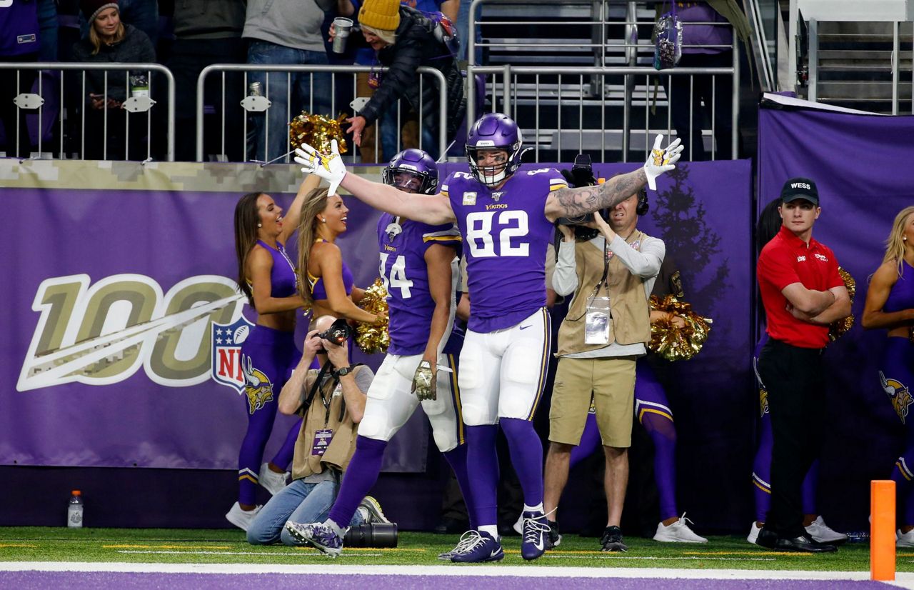 Bills score 3 TDs in final 4 minutes to beat Vikings 27-23