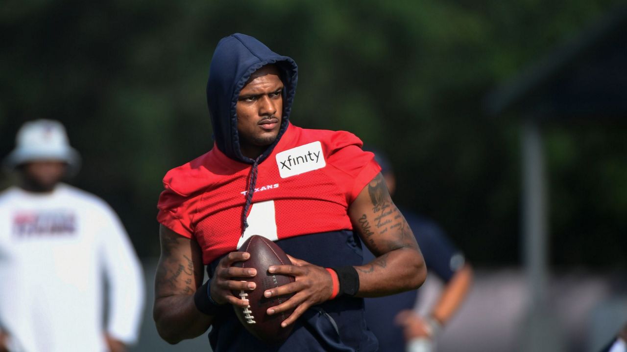 Browns general manager: Deshaun Watson to start against Texans on