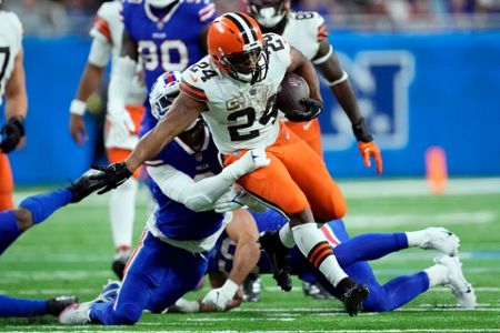 Photos: Week 11 - Browns at Bills Pregame