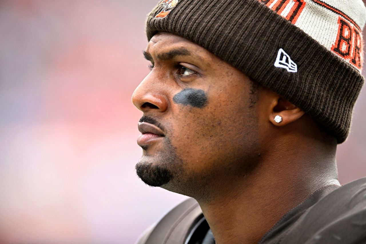 Browns QB Deshaun Watson sitting out with shoulder injury; rookie