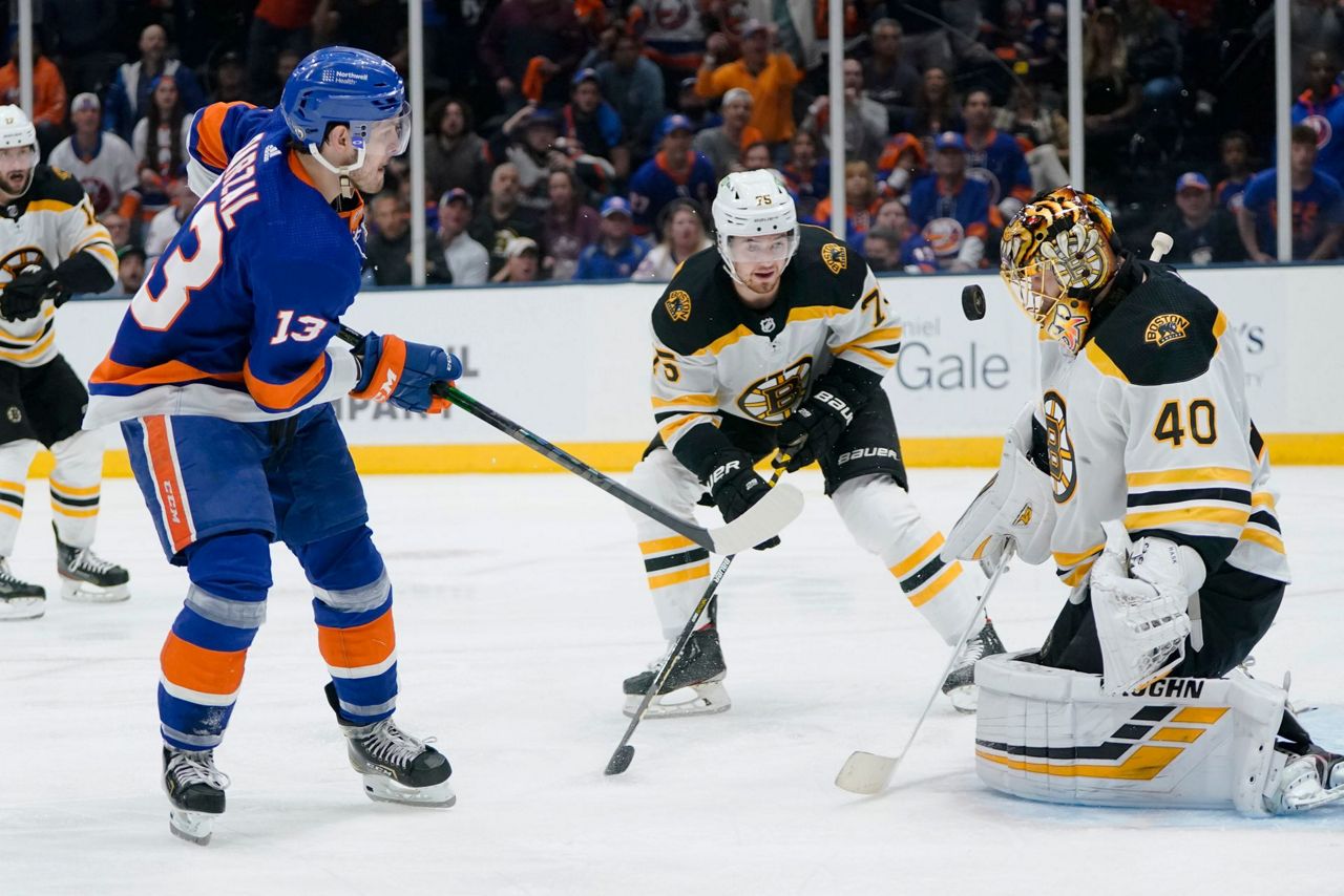 Marchand Scores In OT, Bruins Beat Islanders 2-1 In Game 3