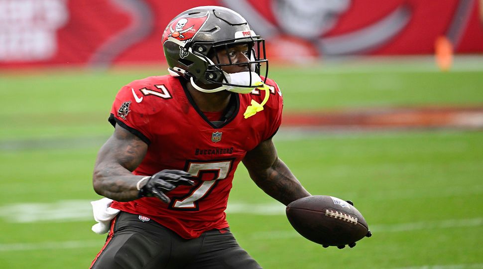 Tampa Bay Buccaneers running back Bucky Irving plays against the Carolina Panthers during the second half of an NFL football game Sunday, Dec. 29, 2024, in Tampa, Fla. (AP Photo/Jason Behnken)