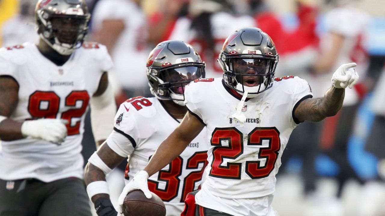 It'll be nicer on the beach than in Philly when the Bucs take on the Eagles. (AP)