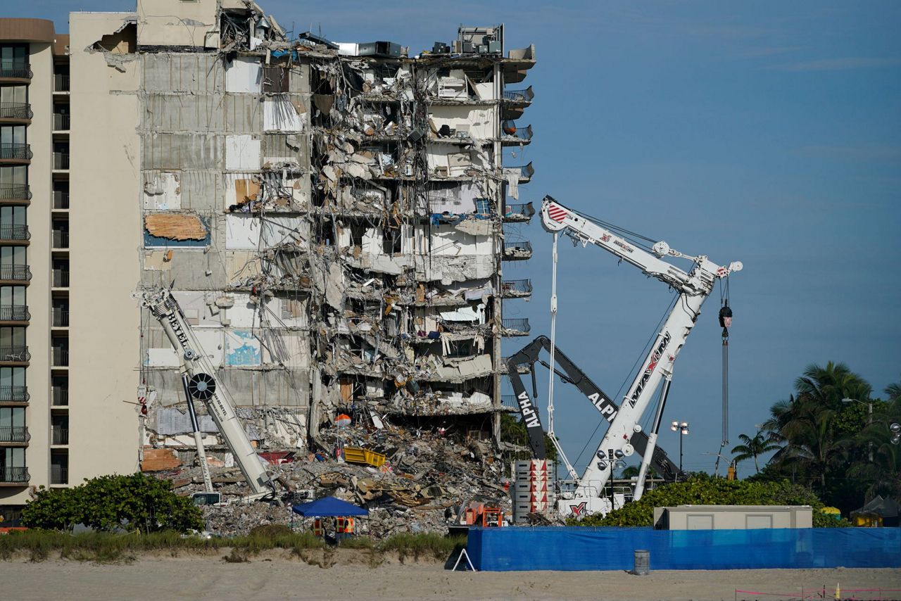 Collapsed Florida condo building likely to be demolished