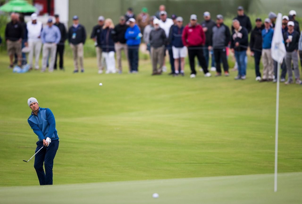 Kang 10under 61 for the Nelson lead, matches course record