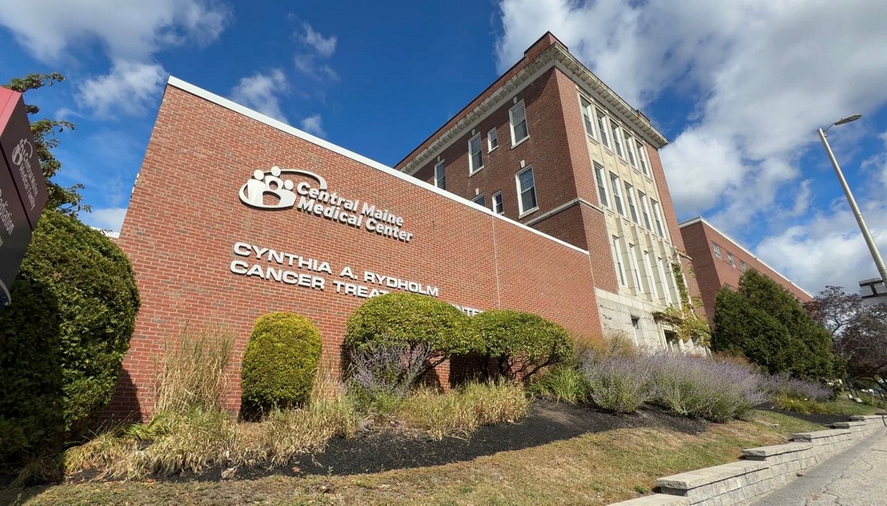 Regulators find unsanitary conditions at Lewiston, putting Medicare contract at risk