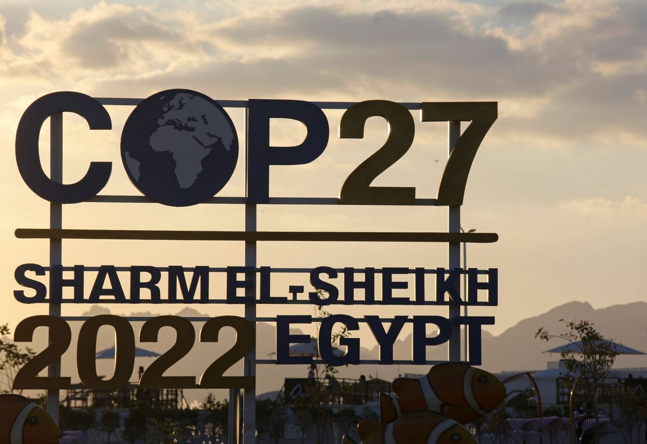 Climate talks host Egypt gets green energy, transport deals