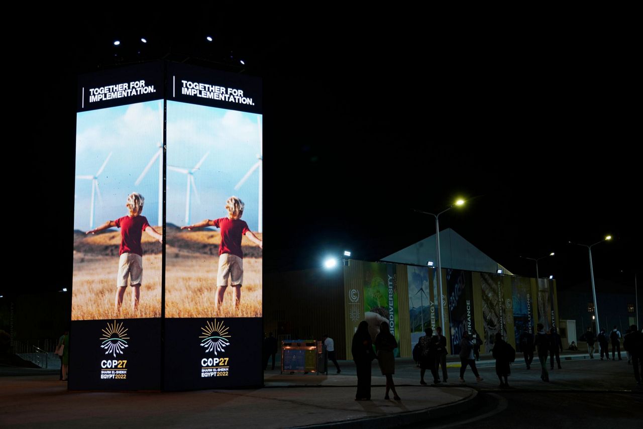 Climate talks host Egypt gets green energy, transport deals