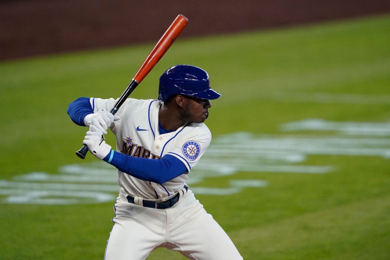 Brewers reliever Devin Williams wins NL Rookie of the Year, Sports