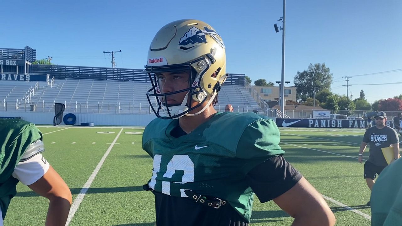 QB Caleb Sanchez leads St. John Bosco football to win against St