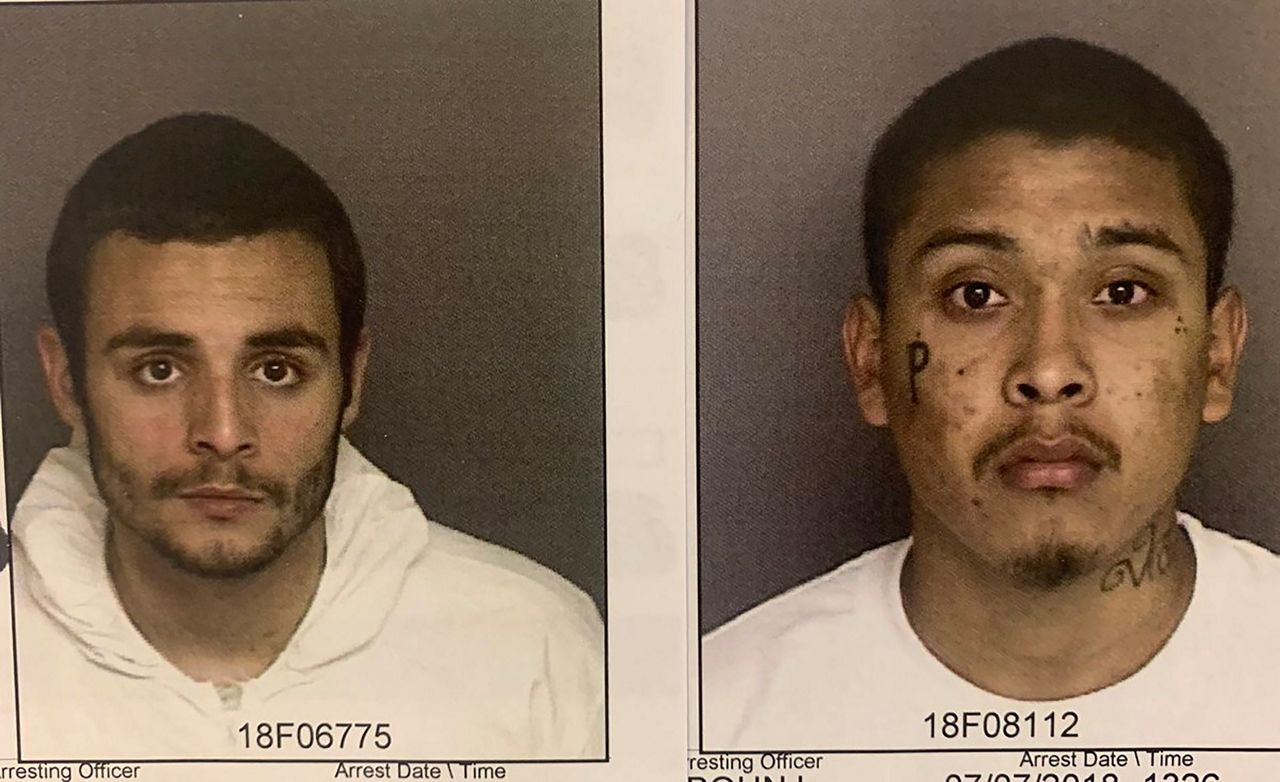 2 inmates accused of murder escape from California jail