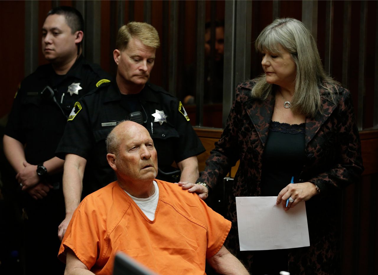 Media seek documents in California serial killer case