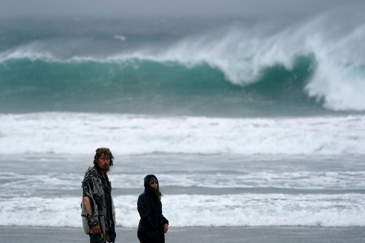 Powerful storm drenches Southern California with heavy rain