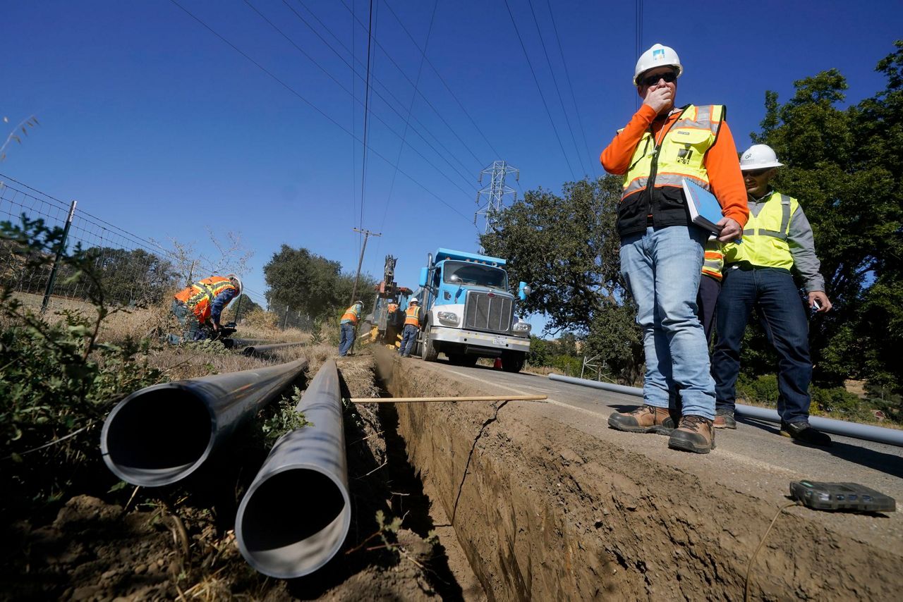 PG&E's plan to bury power lines and prevent wildfires faces opposition ...