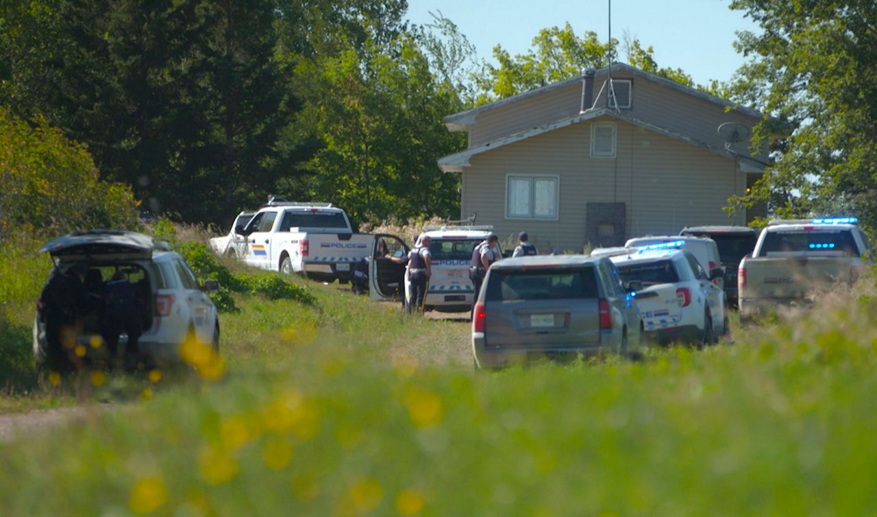Canada police hunt remaining suspect in stabbing attacks