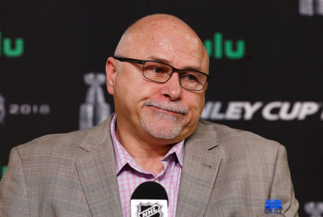 Trotz resigns as coach of Stanley Cupwinning Capitals