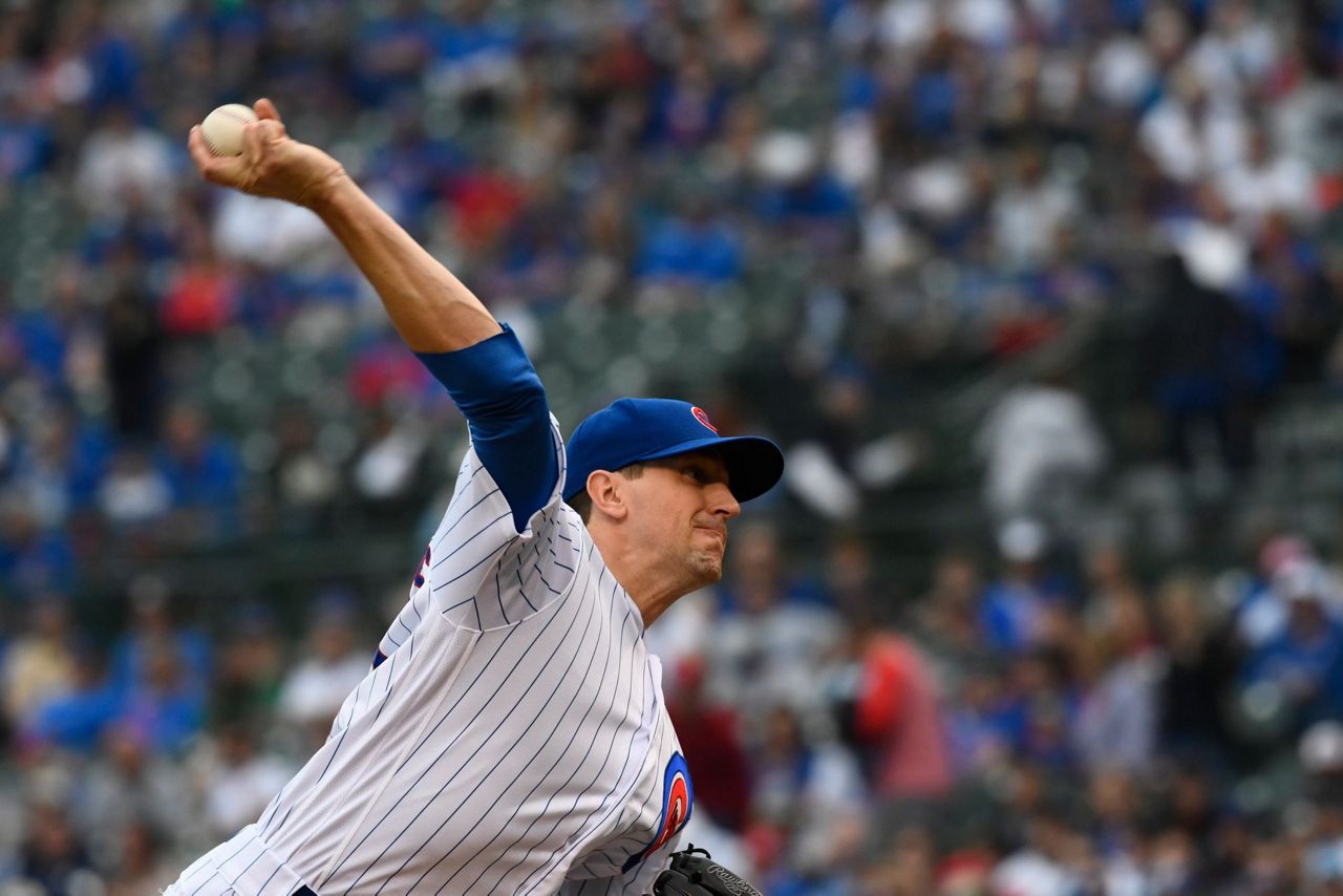 Photo: Cubs' Kris Bryant and Anthony Rizzo after 5-1win over