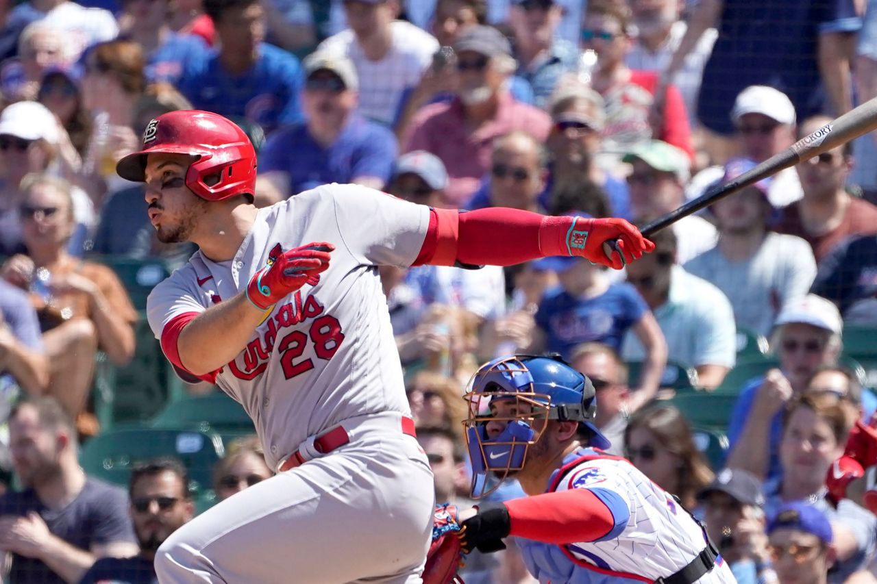 Cardinals place Arenado and Contreras on injured list, ending their seasons