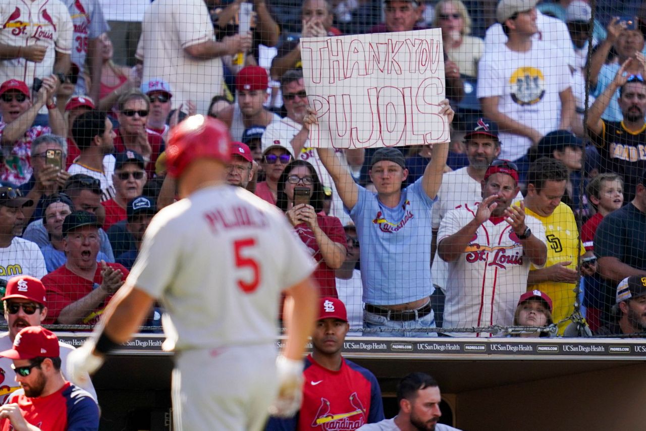 Donovan's grand slam carries Cardinals over Padres 54