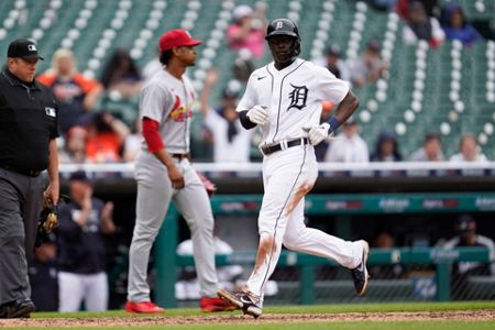 20-Year-Old Braves Rookie Is on a Tear Unlike Anything Baseball