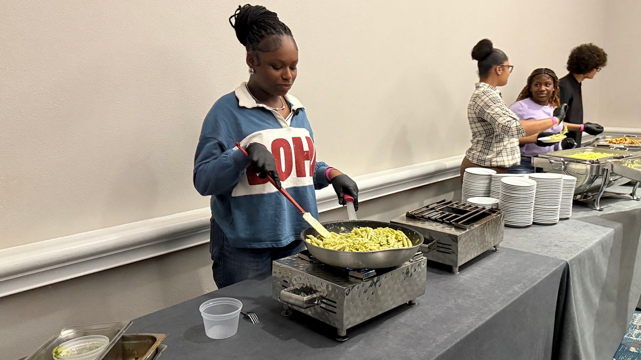 CareerSource Central Florida partners with Rosen Hotels & Resorts for hands-on student lessons