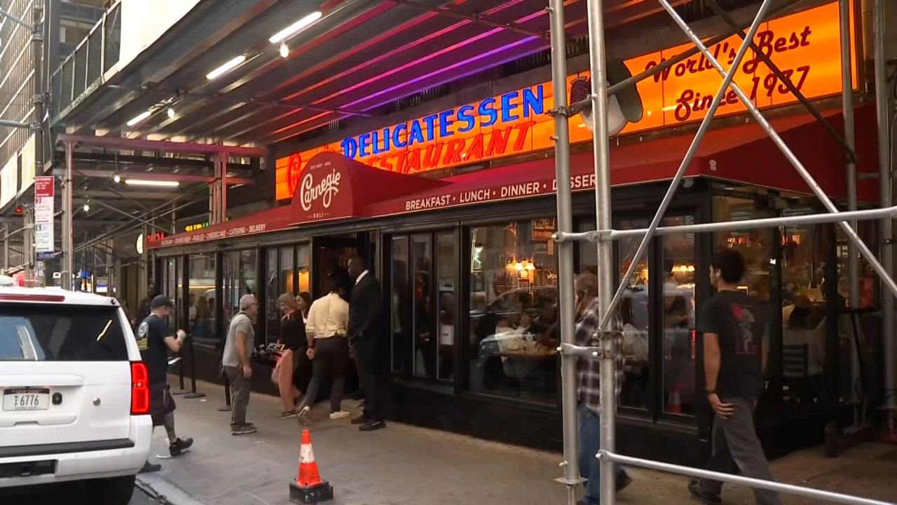 Beloved Carnegie Deli reopens in Midtown after nearly a decade away