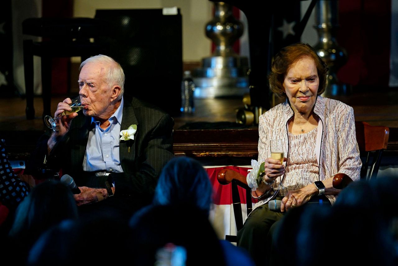 Jimmy Carter, wife Rosalynn celebrate 75 years of marriage