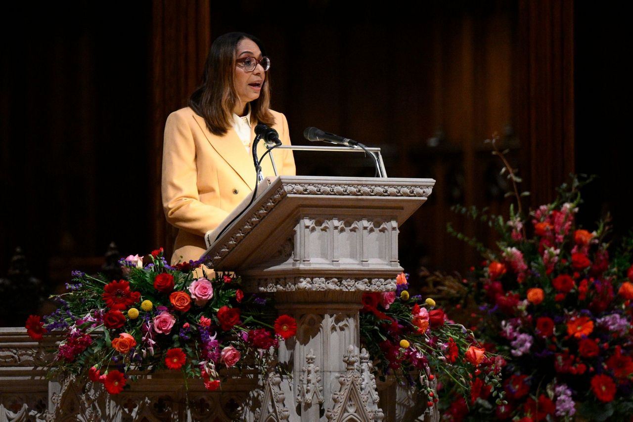 National Cathedral Replaces Windows Honoring Confederacy With Stained ...