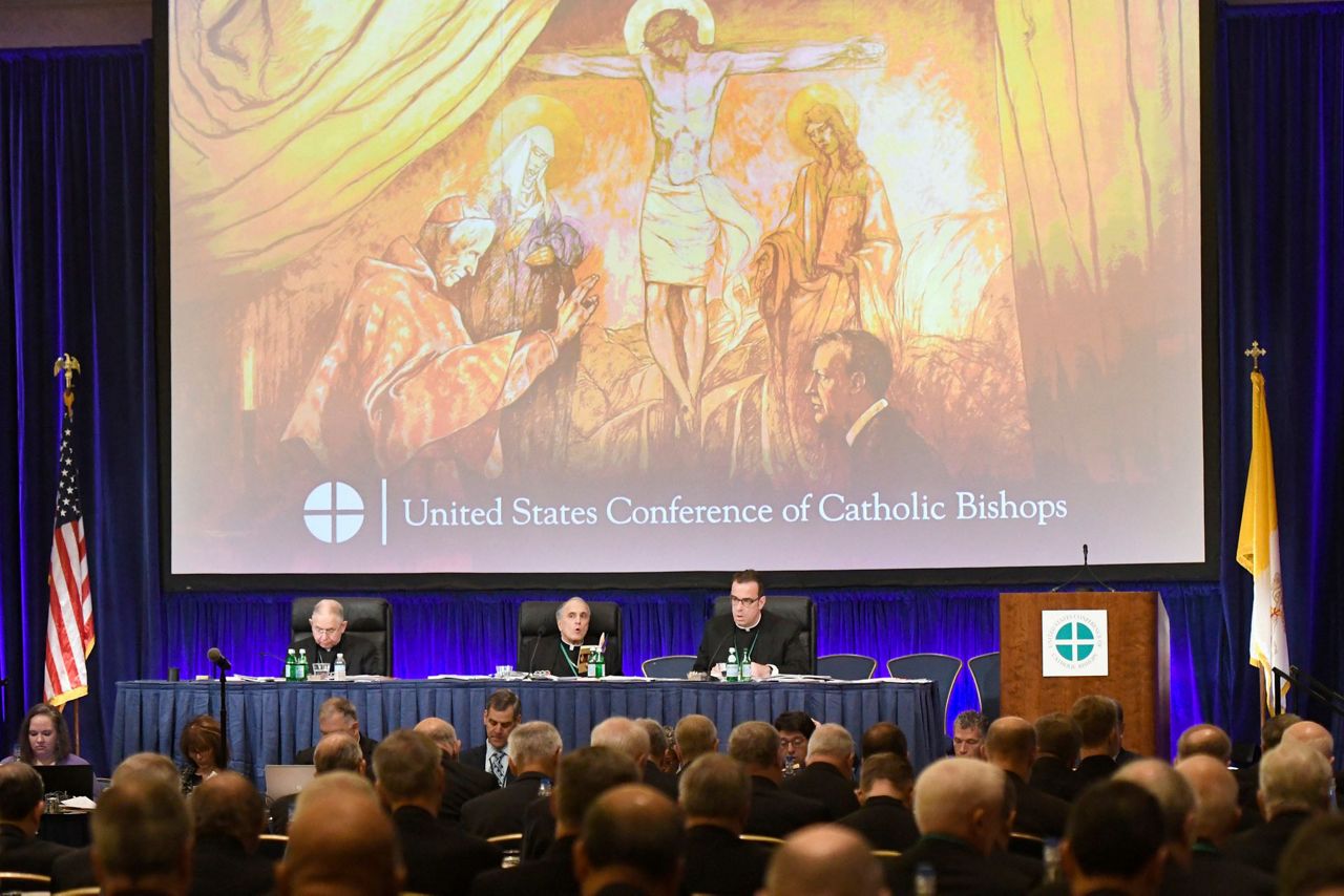 Bishops urged to listen as they consider Communion document
