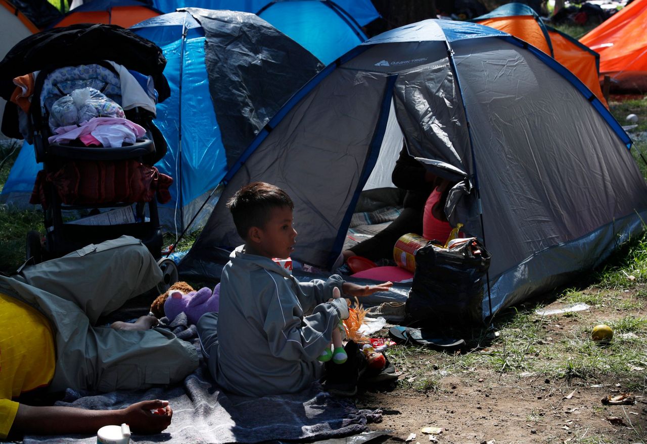 Central_America_Migrant_Caravan_07401