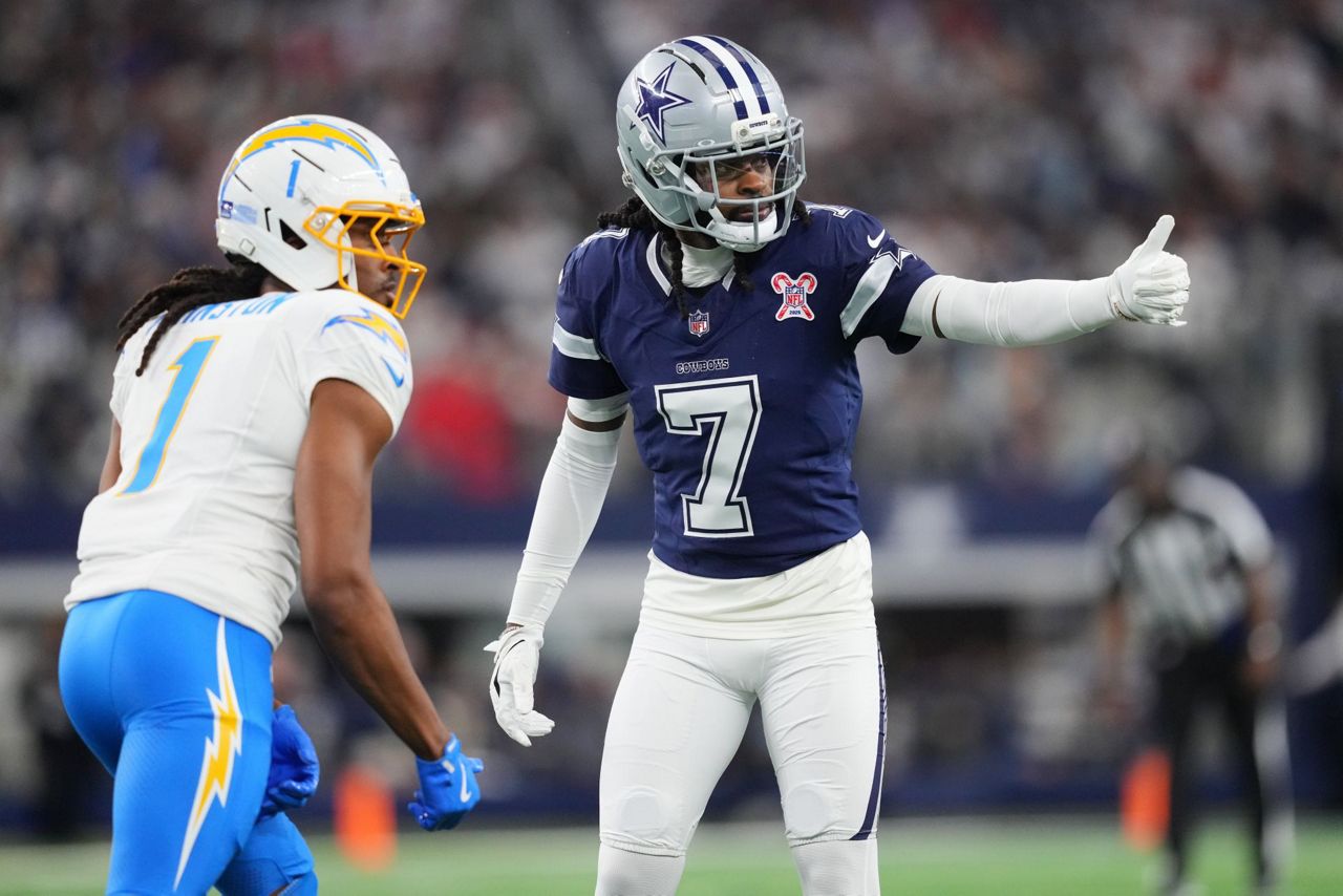 Trevon Diggs returns for the Cowboys 2 months after getting a concussion at home