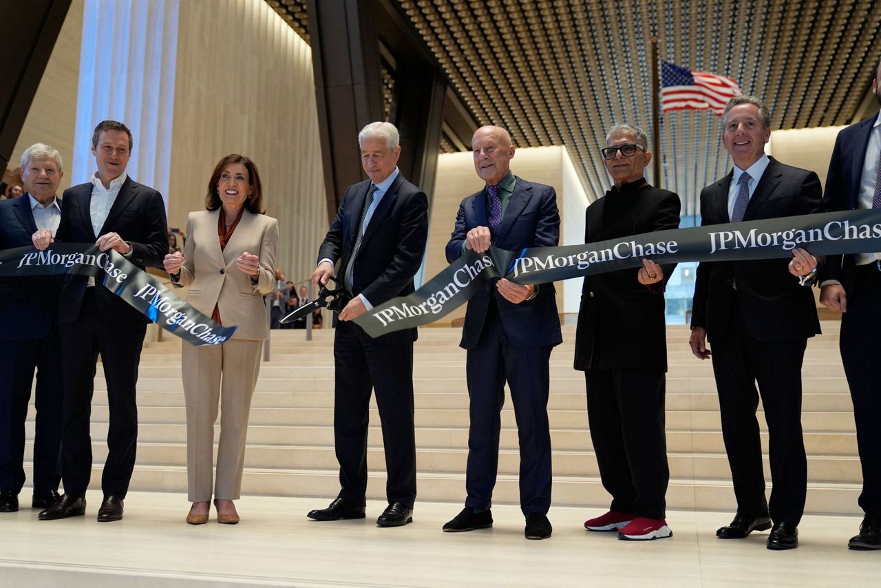 JPMorgan Chase unveils new 60-story headquarters, reshaping New York ...