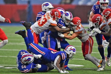 KC Chiefs run it well in 26-17 win over Buffalo Bills; recap