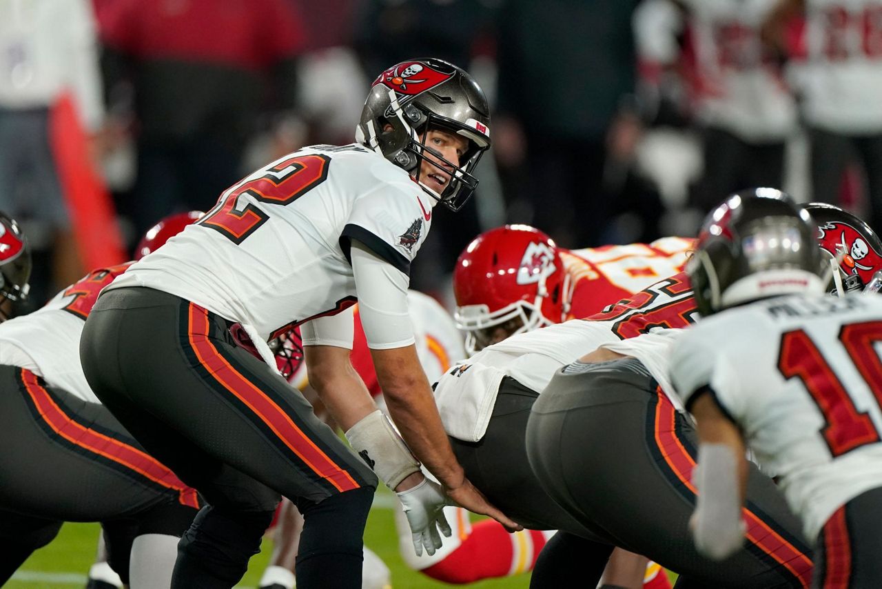 Super Bowl: President Biden picks Patrick Mahomes over Tom Brady