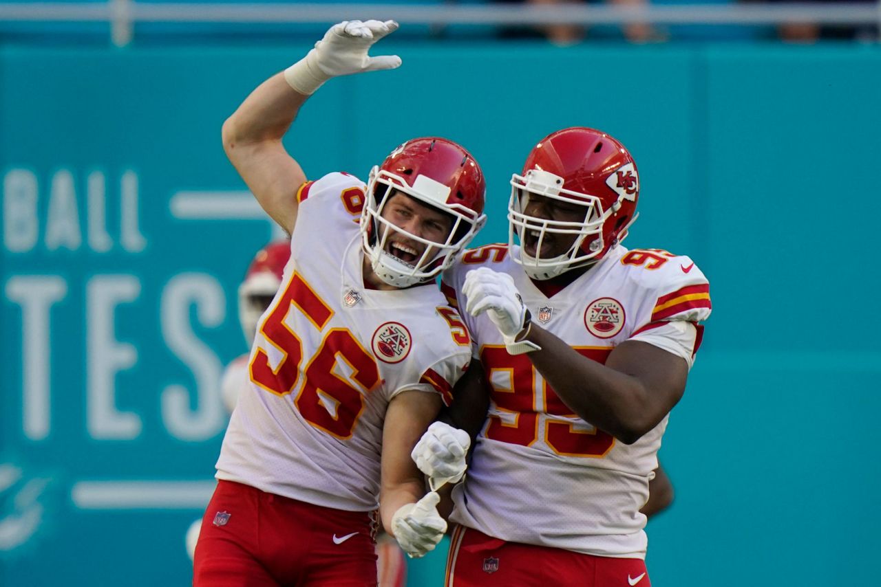 Chiefs lead AP Pro32 poll; Packers at No. 2, Bills at No. 3