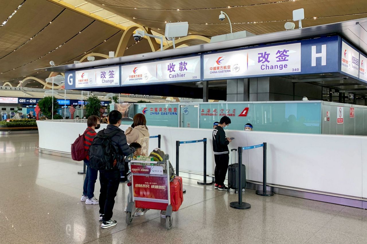 China eastern багаж. Куньмин Китай.