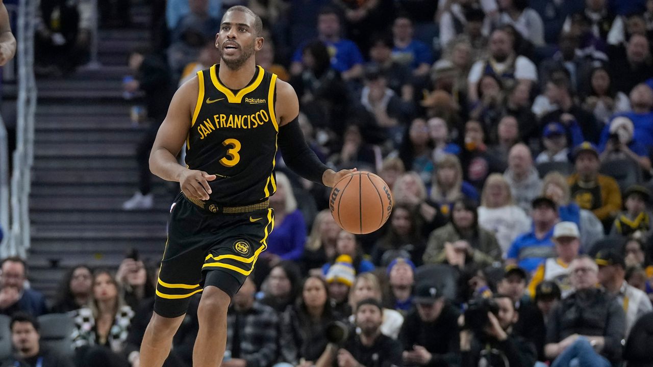 Golden State Warriors guard Chris Paul during an NBA basketball game against the Detroit Pistons in San Francisco, Friday, Jan. 5, 2024. (AP Photo/Jeff Chiu)