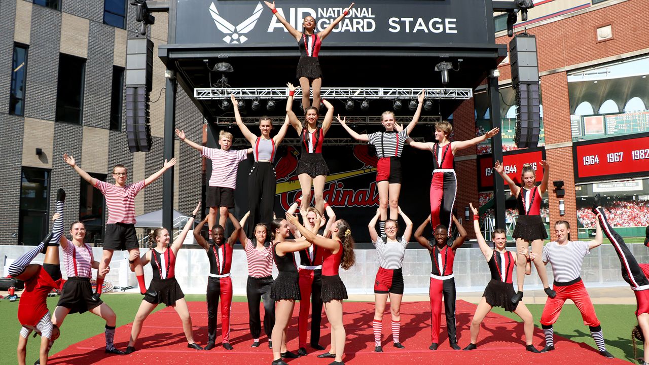 Young performers from Circus Harmony and Circus Circuli developed a show together, featuring acrobatics, hula hooping, jump roping, juggling and more. They are touring around St. Louis through Aug. 8. (Spectrum News/Elizabeth Barmeier)