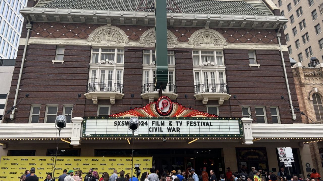 "Civil War" premieres at The Paramount Theatre in Austin, Texas, in this image from March 14, 2024. (Spectrum News 1/Kelsey Leffingwell)