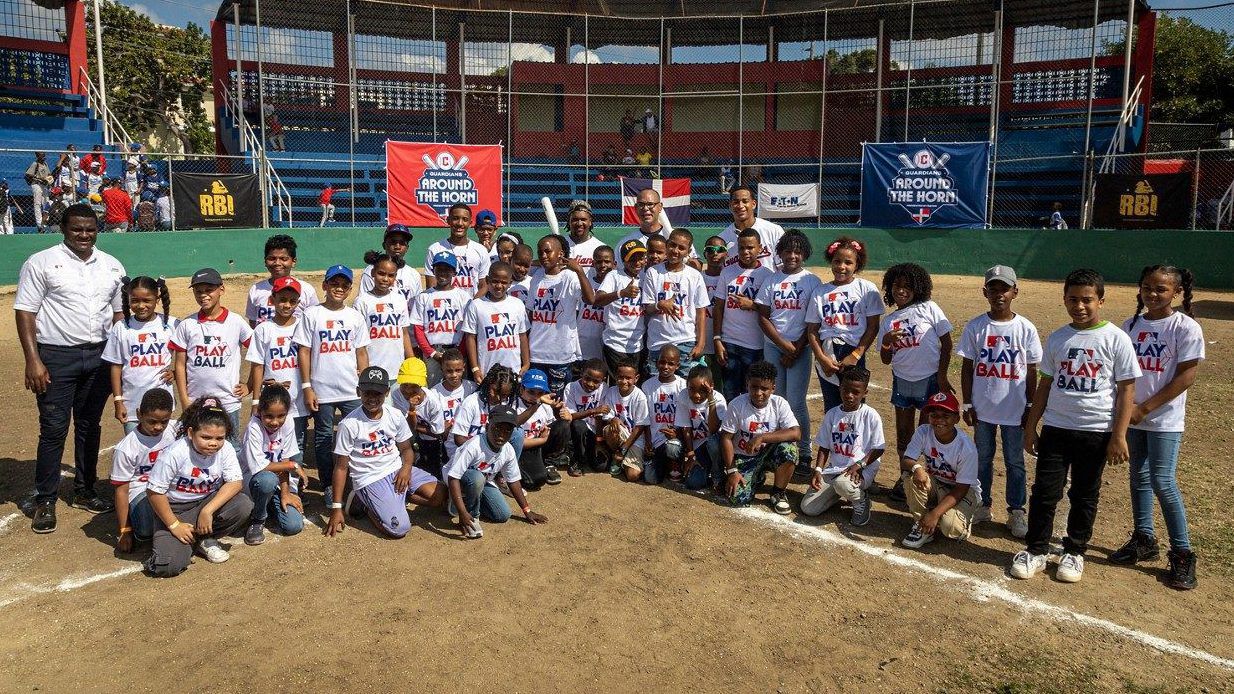 Cleveland Guardians held school visits and taught baseball to youth in Dominican Republic