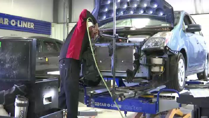 Coles Collision Mentoring Mechanics of the Future