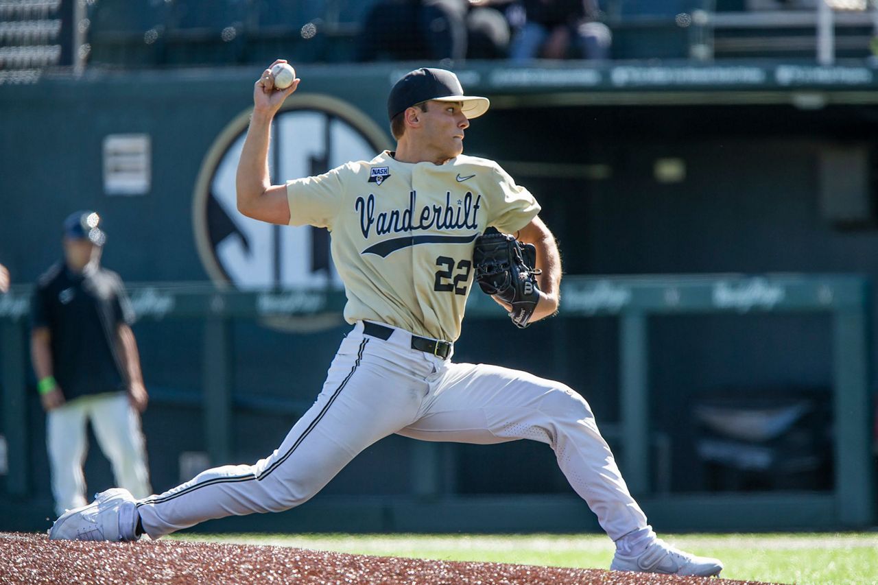 Texas Rangers sign 2021 First Round Pick Jack Leiter