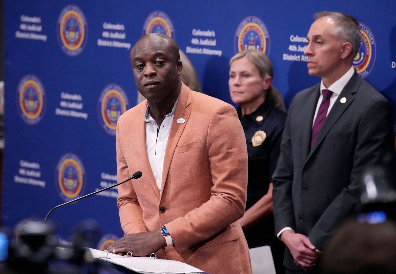 Suspect set to plead guilty in attack that killed 5 at Colorado Springs ...
