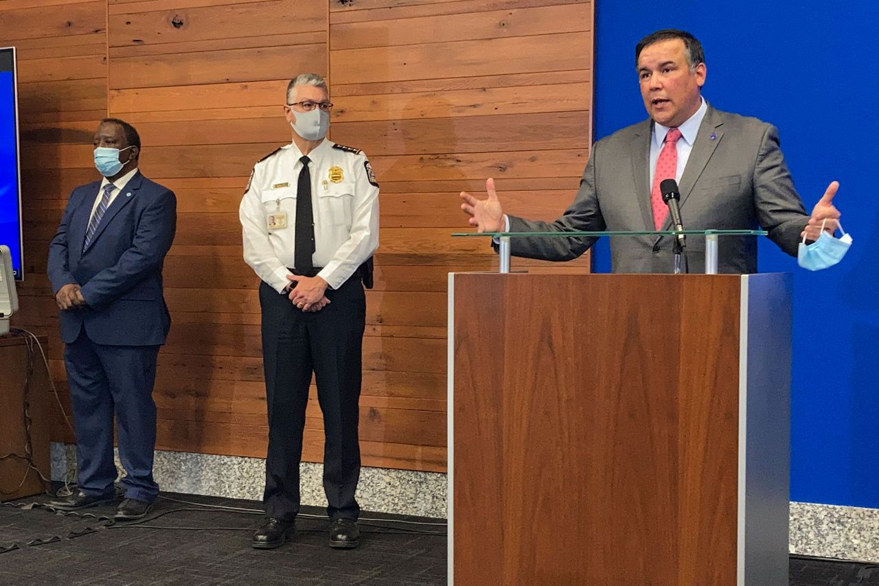 Columbus police fatally shoots Black teen swinging knife