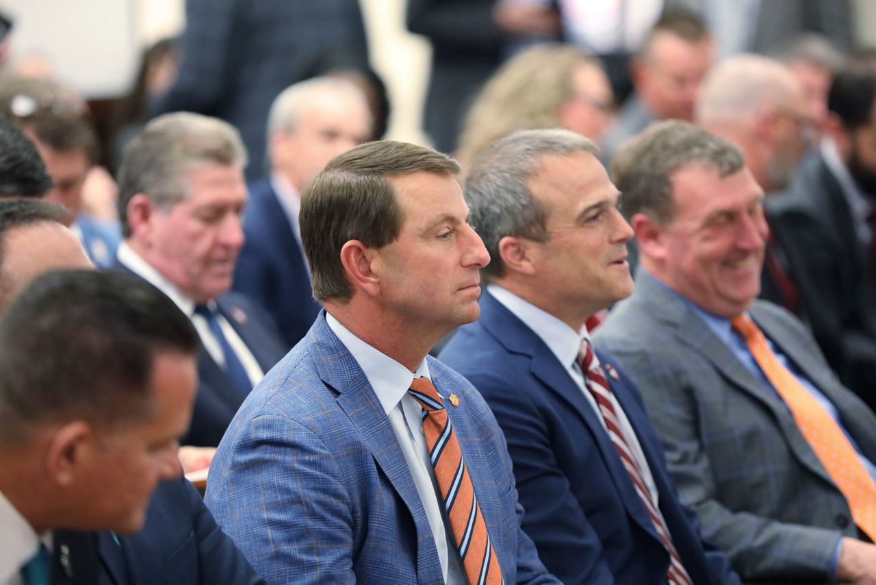 Football powers converge to support South Carolina athlete compensation ...