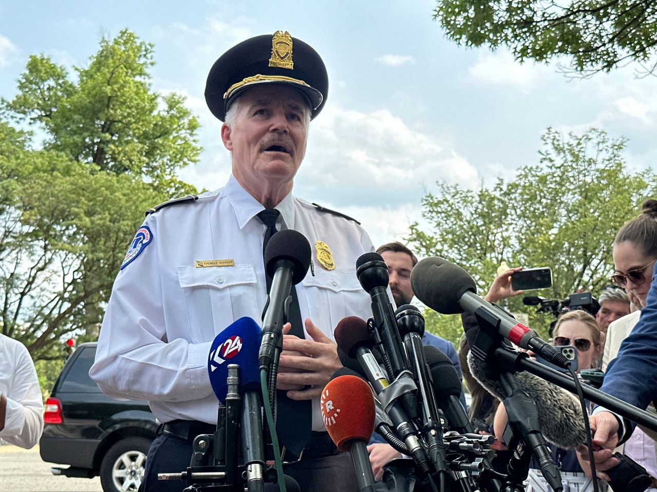 Police search Senate office buildings after report of active shooter ...